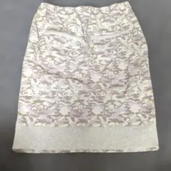 迷彩柄タイトスカート バックポケット付き