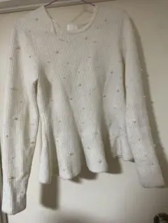 H&M ニット アイボリー