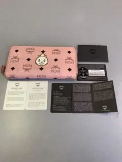 MCM ×エディ・カン（Eddie Kang）コラボ　長財布のサムネイル