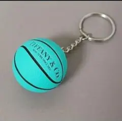 Tiffany & Co. バスケットボールキーホルダー①