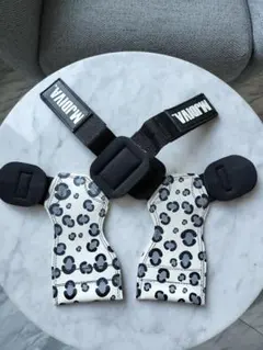 Item thumbnail for item 6aae9b2c-49b6-409c-9413-bbfb2a35e1f9