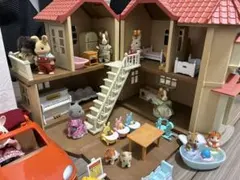 シルバニアファミリー 二階建て　赤い屋根の大きなお家＋ピザ屋さんバイク、車セット