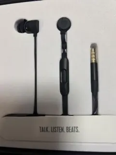 urBeats3 ライトニングイヤホン カナル型 ブラック