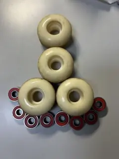 スケートボード ウィール ベアリング セットのサムネイル