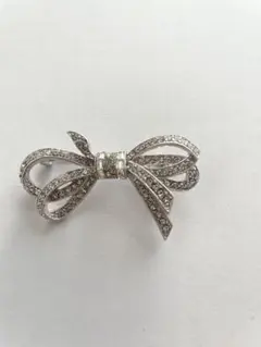 美品★FOXEY/フォクシー\"ダイヤモンドマトラッセ\"　リボンブローチ付 40 FOXEY - フォクシー ブローチの通販 by エコスタイル