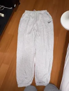 Reebok スウェットパンツ グレー M