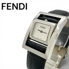 FENDI 腕時計 スモセコ シルバー×ブラック スクエア - メルカリ