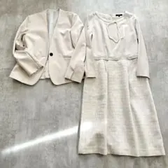 極美品セレモニースーツフォーマルセットアップM ベージュ系 ワンピースジャケット