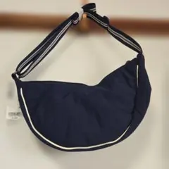 新品未使用ユニクロ✨ラウンドミニショルダーバッグ✨ネイビー