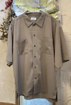 JUNRED ジュンレッド　半袖シャツ ベージュのサムネイル