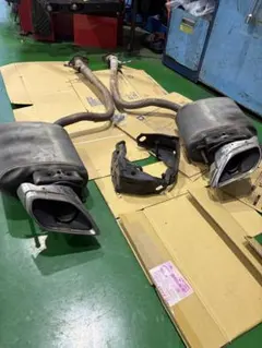 引き取りのみ kuhl クールレーシング プリウス 30 マフラー - メルカリ