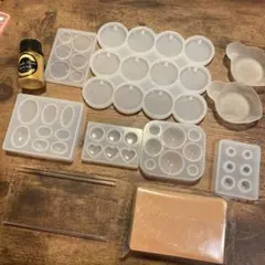 ✨️新品未使用！お得なセット✨️レジン シリコンモールド 金粉 材料 ハンドメイド