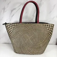 Item thumbnail for item 9f2b162d-0119-45a6-a476-e0b1c57d2682