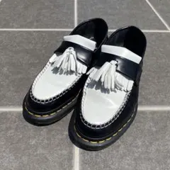 セール中Dr.Martensフリンジ付き白黒ローファー厚底ソール23cm/UK4 