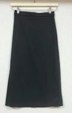 GU　スエードタッチタイトミディスカート　Mサイズ