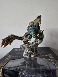 初版　ジンオウガ　モンスターハンター　フィギュア クリエイターズモデル