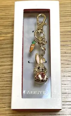 ABISTE アビステ JAL 機内販売 干支 うさぎ チャーム キーホルダー