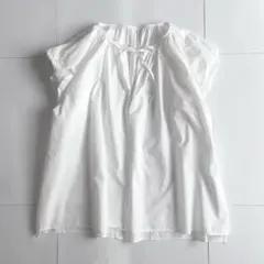 セシリーバンセン 白フリルシャーリングTシャツ UK6 ve5 - メルカリ