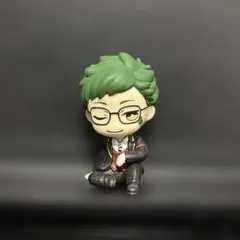 ツイステ　肩ズン　トレイ・クローバー