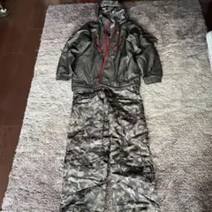 子ども用 防水スキーウェア ブラック/迷彩　160 サイズ