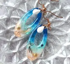 ハンドメイド　レジン　ピアス　海　貝殻　リボン　パール