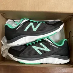 New Balance Hanzo ランニングシューズ 28cm
