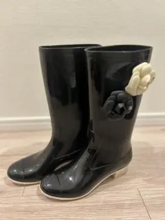 CHANEL カメリア レインブーツ ブラック 37 - メルカリ