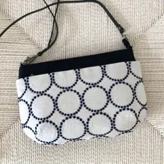 Item thumbnail for item 70b4052e-a32f-47cb-996a-010fcbb1ca10