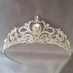 ティアラ　卒業式　結婚式