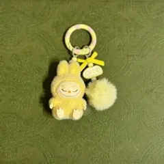 LABUBUラブブ キーホルダー らぶぶミニ ぬいぐるみ キーリングイエロー系