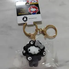 ハローキティ　サンリオ ミャクミャク キーホルダー　ブラック