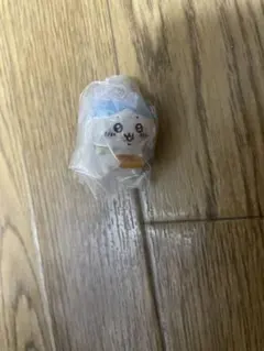 ちいかわ たべものいっぱいマスコット2　ハチワレ