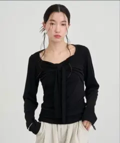 新品未使用タグ付き　NUJOH ヌゾ　フロントタイドレープトップス