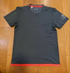 adidas climacool VネックTシャツ ダークグレー