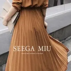 SEEGA MIU ワンピース プリーツ キャメル Mサイズ