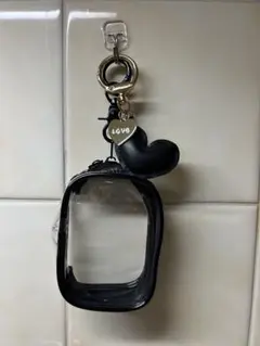 ブラックポーチ ハート型チャーム付き
