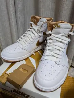 新品　NIKE Jordan 1 Retro HI ジョーダン1　ゴールド　金色