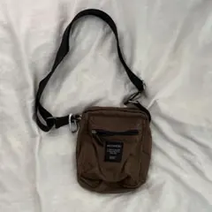 Item thumbnail for item 20032e6a-40de-4800-8aed-3a47de6f2d87