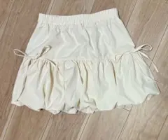 アイボリー バルーンフレアスカート　リボン　Mサイズ