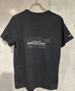 NIKE × BTS コラボ Tシャツ ブラック Lサイズ ARIRANG 限定 - メルカリ