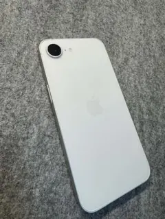 iPhone 16e 128GB SIMフリー ホワイト - メルカリ