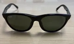 Ray-Ban ブラックサングラス ケース付き