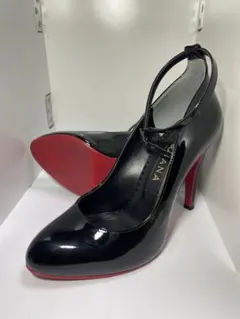 DIANAハイヒール　22.5 アンクルストラップのサムネイル