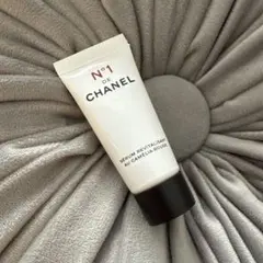 Item thumbnail for item efc547e3-9fea-4904-951f-9ad74ff47873