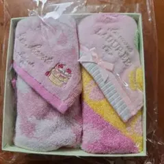 新品箱つき♪　Ladurée タオルハンカチセット　 ケーキ×マカロン柄のサムネイル