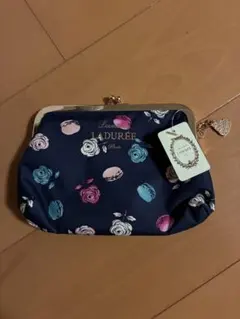 Item thumbnail for item 90a85b2e-592b-492b-a666-0e002edd4884