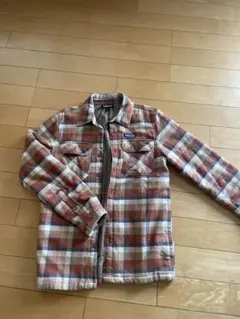 カーキ ブルゾン