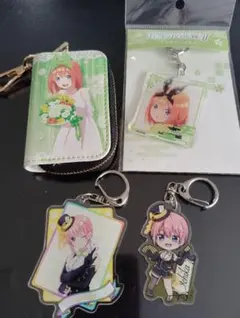 五等分の花嫁 アクリルキーホルダー3個 キーケースセット