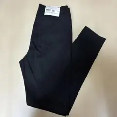 新品未使用 ユニクロ ウルトラストレッチハイライズレギンスパンツ L