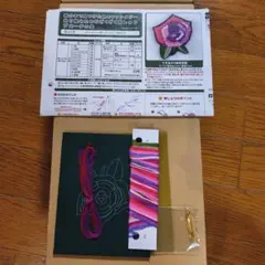 フェリシモ　 ぬり絵みたいなざくざく刺繍　 ブローチの会　バラ